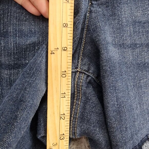 Cato Shorts Womens 18 Blue Stretch Mid Rise Denim Jean *GUC* - Picture 6 of 13